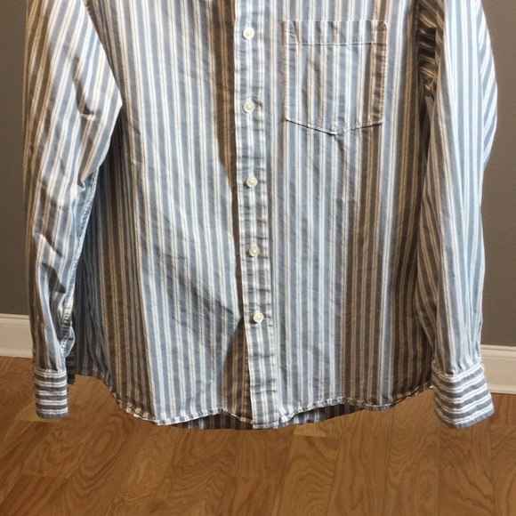 M MICHAEL Michael Kors button down pinstriped blue shirt - Picture 7 of 15